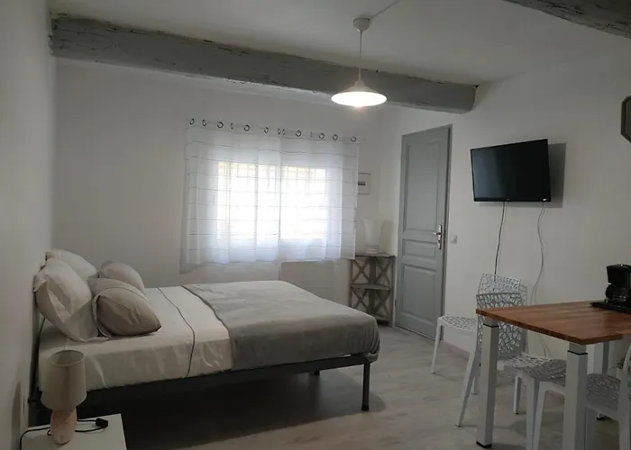 Entier Apartment